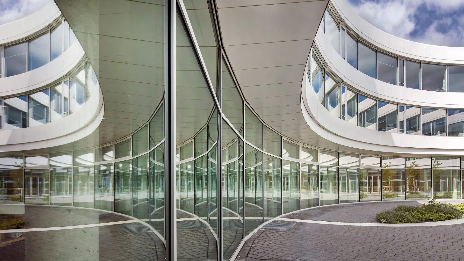 Ineos one building exterior curved glass